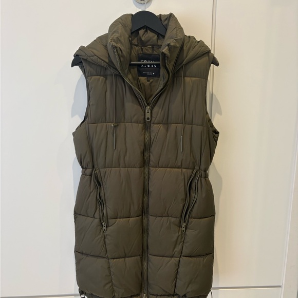 Zara Olive Hooded Puffer Vest - Picture 10 of 11